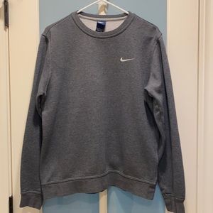 Men’s Nike Gray Sweatshirt. size Medium